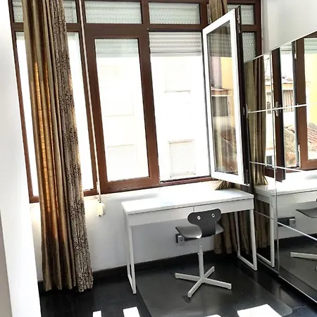 Alameda Ac And Smart Tv Room Swarovski